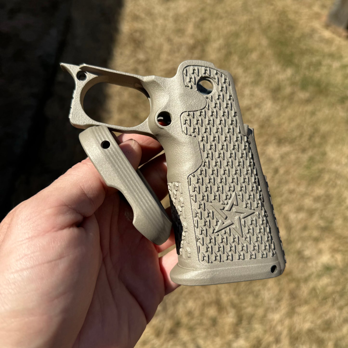 Complete Gen2 Staccato grip + stippling package